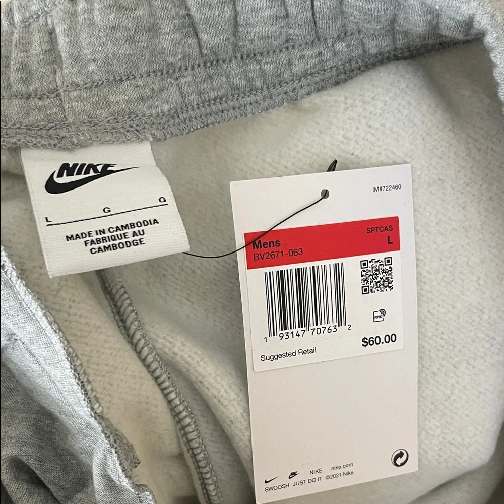 Nike Men's Light Gray Standard Fit Taper Length Joggers Size Large NWT - Picture 3 of 5